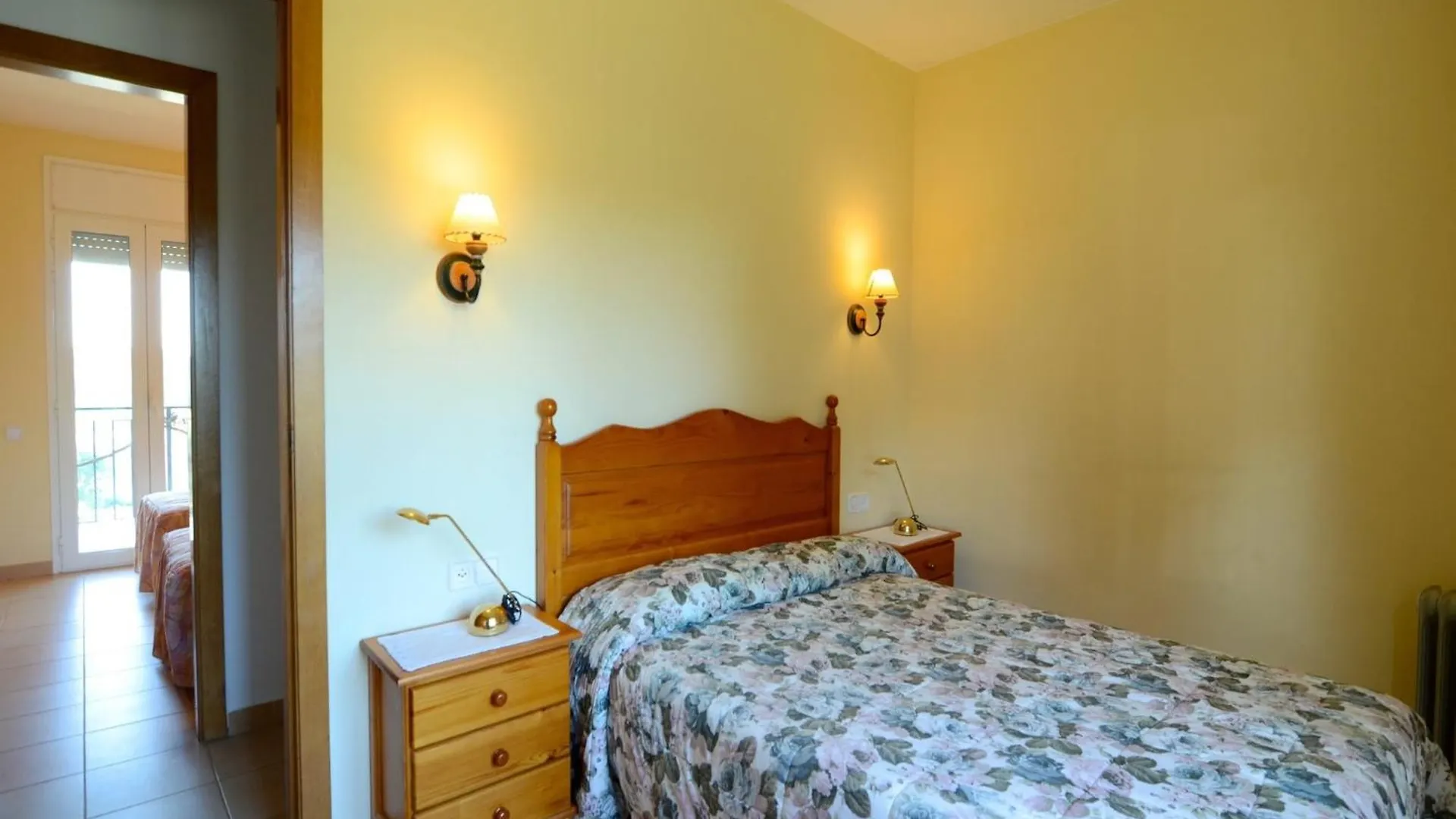 Apartment La Romaguera Garrigolas