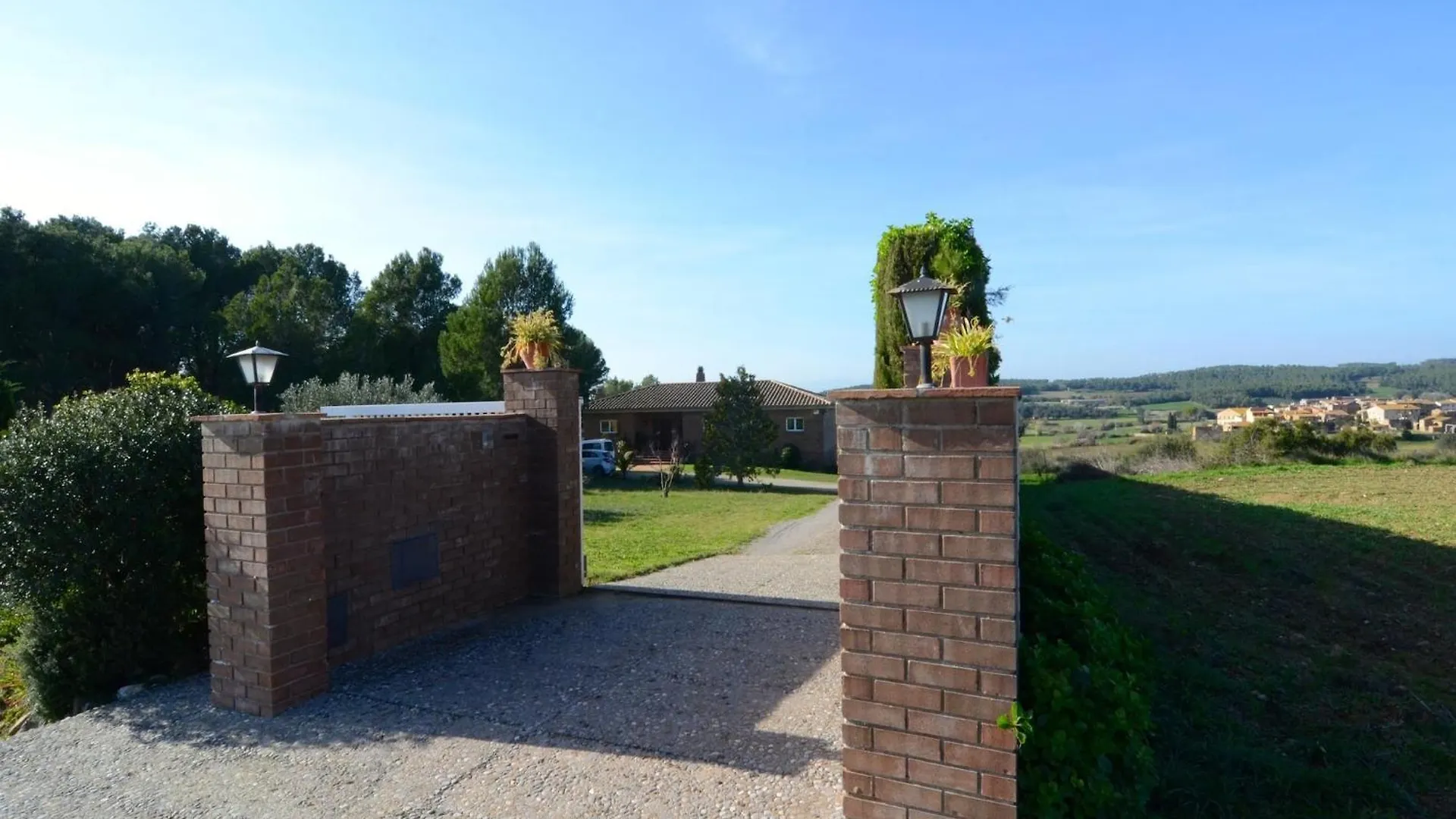 Apartment La Romaguera Garrigolas